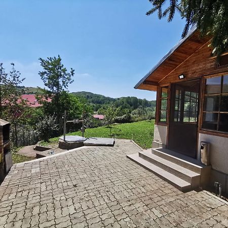 Eva'S Garden Villa Breaza  Exterior photo