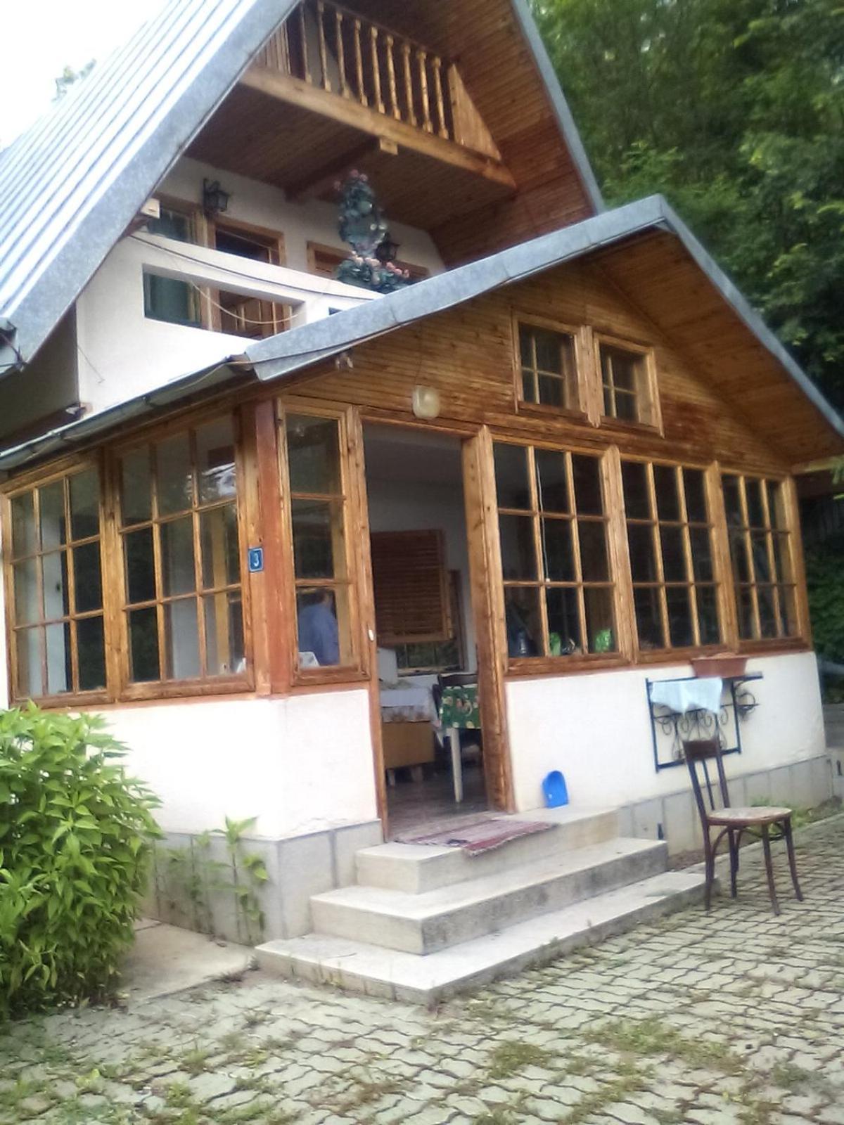 Eva'S Garden Villa Breaza  Exterior photo